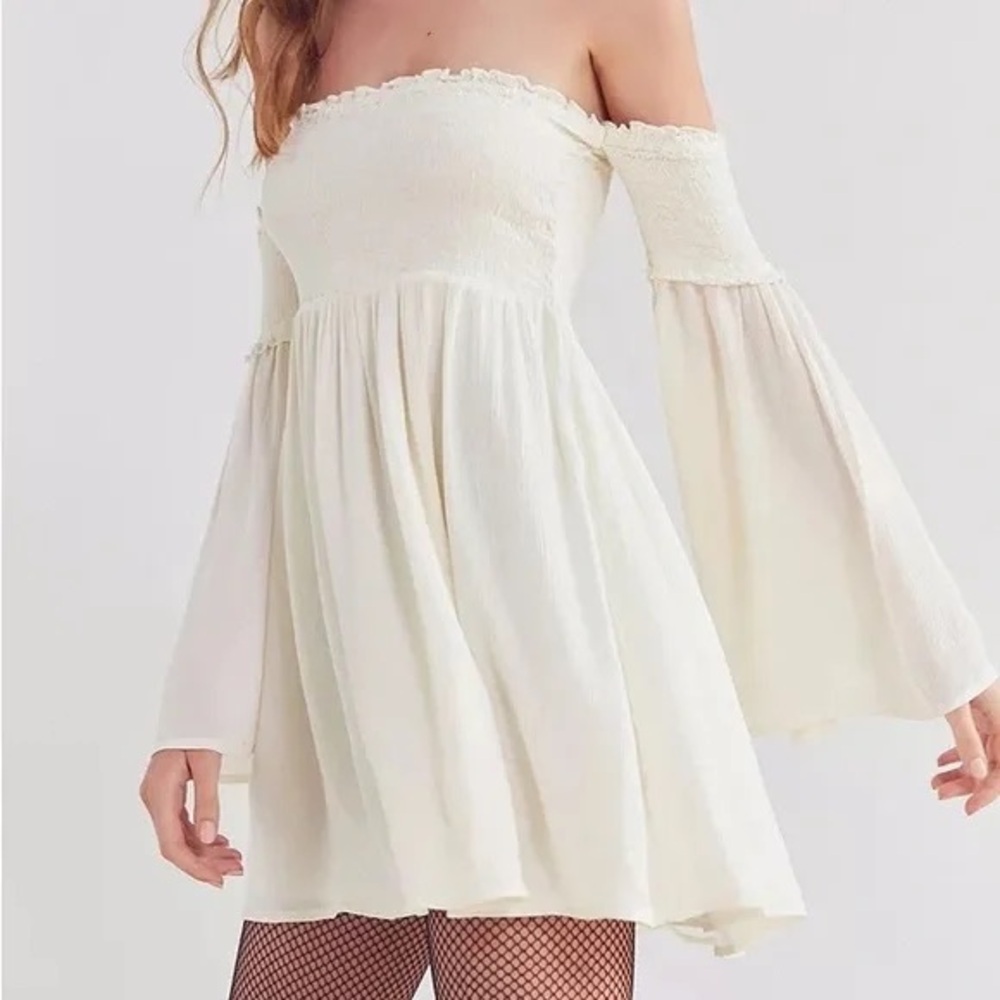 Ecoté Off-The-Shoulder Smocked Dress - Picture 2 of 9